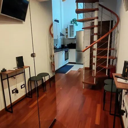 아파트 Loft House