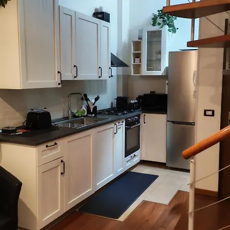 Loft House 아파트